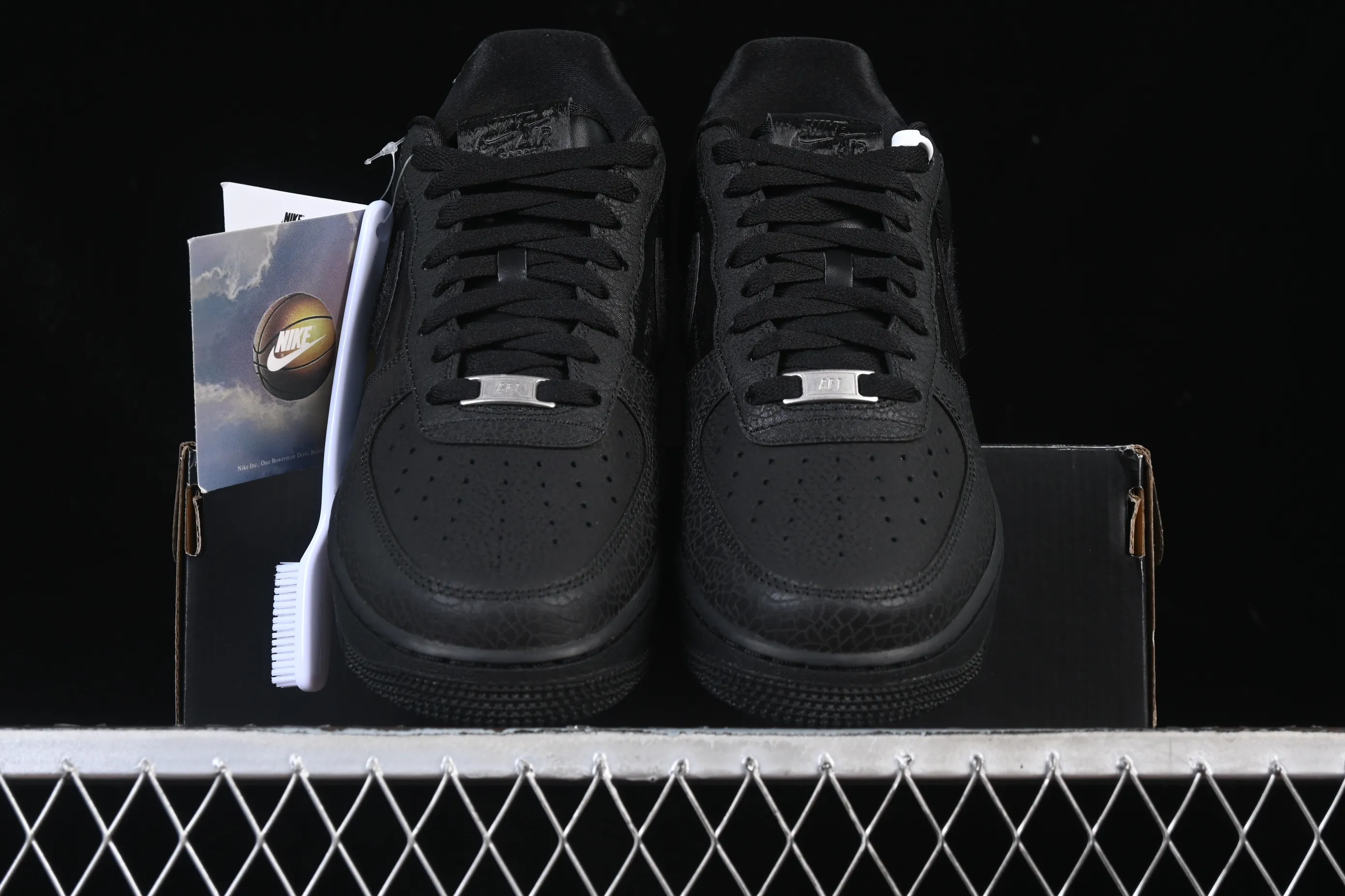 All categories Nk Air Force 1 Air Force series Nk Air Force 1 Low Air Force low-top Nike Air Force 1'07 Low Air Force 1 low-top casual sneakers HQ1977-001